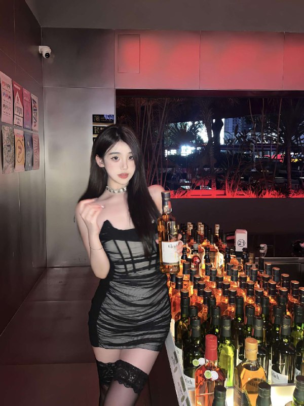 #济南包夜#济南线下#济南外出#济南嫩妹#济南小妹#济南上门——————————————#济南小杜外围🔰极搜担保#济南#儒风🏠娜娜济南极品纯欲天花板• Age年龄        03年• Height 身高  170cm• Weight体重  45-46kg• Bust胸围       C-cup皮肤滑嫩 白皙透亮完美比例 身材匀称🌠高素质 高智商 高情商 平易近人清纯活泼&洋气&热情 随时切换Hobby爱好：健身 旅行 下棋 滑雪 摄影 美食下单客服👉@AnnaGJ168bot