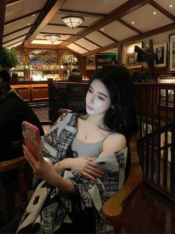 #济南包夜#济南线下#济南外出#济南嫩妹#济南小妹#济南上门——————————————#济南小杜外围🔰极搜担保#济南#儒风🏠真实04年  性感御姐类型身高174胸D 身上无赘肉～上下粉嫩🍑翘臀 本人皮肤雪白性格好 Kiss 69🉑️🎓请提前预约谢谢下单客服👉@AnnaGJ168bot