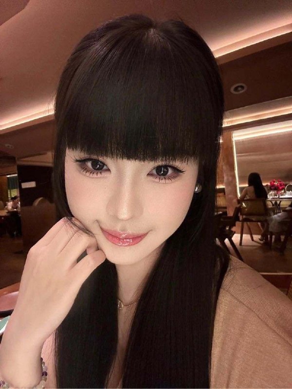 #济南包夜#济南线下#济南外出#济南嫩妹#济南小妹#济南上门——————————————#济南小杜外围🔰极搜担保#济南#儒风🏠• Age年龄：00• Height身高：175• Bust胸围：D• Hobby兴趣/看书/弹琴/旅游/跳舞• 特长：皮肤雪白  天真无邪的脸筷子🥢腿 极致反差床上尤物  紧致水多礼貌有素质  配合度百分百 胜任各种姿势下单客服👉@AnnaGJ168bot