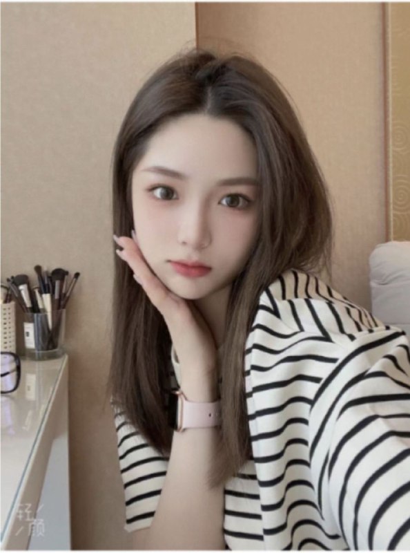 #福州包夜#福州线下#福州外出#福州嫩妹#福州小妹#福州上门——————————————#福州小杜外围🔰极搜担保福州大学生兼职温柔体贴，优雅气质大气女友感十足初次下水纯兼职💗真实03年 170cm 46KG D➕💗三点巨粉！皮肤超白💗敏感体质💗天然初恋脸 全身0整 可素颜见课下单客服👉@AnnaGJ168bot