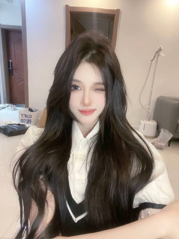 #沈阳包夜#沈阳线下#沈阳外出#沈阳嫩妹#沈阳小妹#沈阳上门——————————————#沈阳小杜外围🔰极搜担保#沈阳沈阳❤️人 极品bxc🌟首次🎬༆ 真实03年音乐学院在读大二学生。༆       处女脸   五官非常漂亮[强]身材完美，一线天   听话乖巧，人照无差，给你初恋女友的感觉                                          ༆🌟邻家姑娘🌛清纯可爱༄༅🌟皮肤超级白嫩细滑✨170🐻c🔥好↕粉粉嫩嫩🌟清纯洋气🍒