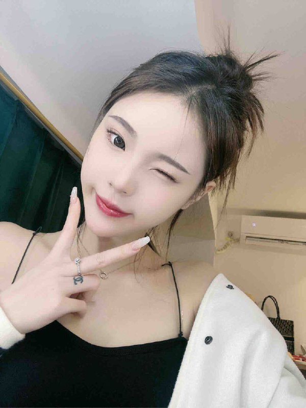 #长沙包夜#长沙线下#长沙外出#长沙嫩妹#长沙小妹#长沙上门——————————————#长沙小杜外围🔰极搜担保长沙欢喜🏠小懿纯新人04  172 C• 腿控福音 气质纯欲• 雪白，无赘肉。• 圈外女友兼职初次亮相，性格温柔下单客服👉@AnnaGJ168bot