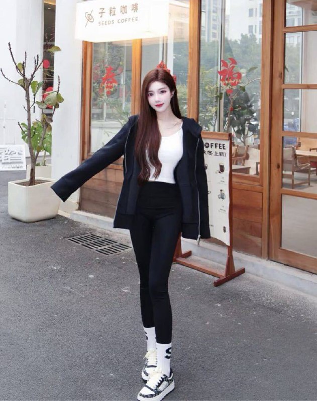 #义乌包夜#义乌线下#义乌外出#义乌嫩妹#义乌小妹#义乌上门——————————————#义乌小杜外围🔰极搜担保义乌极品御姐177.Age年龄：05•Height净身高：177•Bust胸围：D.weight体重:50可69可舌吻丝袜制服👧👧主动热情❤️‍🔥性格好带课如男友配合度高，不催不急，享受过程💮会调情，这个冬天🈶你而不冷❤️下单客服👉@AnnaGJ168bot