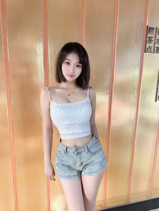 #海口包夜#海口线下#海口外出#海口嫩妹#海口小妹#海口上门——————————————#海口小杜外围🔰极搜担保海口郑恺+  新人  纯欲学生02年身高：168cm体重 45kg胸：c➕🉑69🉑🐍🉑口🉑解锁各种姿势。粉嫩多水，百分百理想女友型🏆