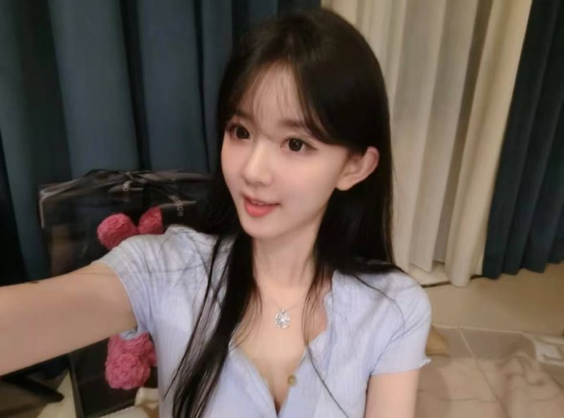 #成都包夜#成都线下#成都外出#成都嫩妹#成都小妹#成都上门——————————————#成都小杜外围🔰极搜担保成都九九🏠川音在校学生身高：170体重：46kg胸围：C川音在校学生兼职，真实04，只接素质课下单客服👉@AnnaGJ168bot