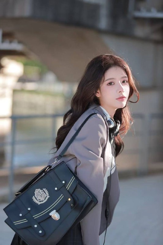 #香港约炮#香港兼职#香港少妇#香港嫩妹#香港小妹#香港上门——————————————#香港小杜外围🔰极搜担保香港🇭🇰小洛🏠真实02可纯可欲🧚🏻‍♀️✨短期兼职港地妹纯坨女，👩🏻‍🎓遇到就是缘分🥰✨高素质  性格温柔 声音甜美✨170  86🐻C✨可验证✨假赔总下单客服👉@AnnaGJ168bot