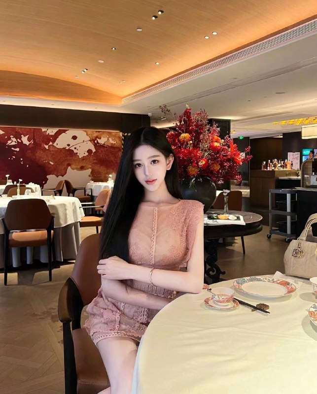 #香港约炮#香港兼职#香港少妇#香港嫩妹#香港小妹#香港上门——————————————#香港小杜外围🔰极搜担保香港 小洛🏡素颜女神可纯可欲 可盐可甜 可素颜见K• 同城可见本人 •𝐒𝐈𝐙:170F：实力碧洗👍下单客服👉@AnnaGJ168bot