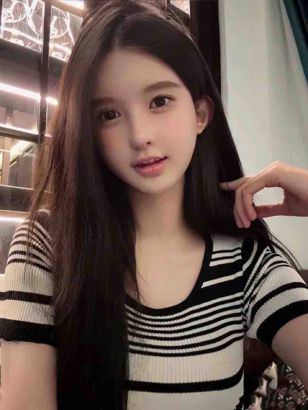 #香港约炮#香港兼职#香港少妇#香港嫩妹#香港小妹#香港上门——————————————#香港小杜外围🔰极搜担保香港🌸🌸留学生台湾女孩身高172，D杯🌼🌸💐🌟🌟声音甜美可爱 乖巧可爱女友🌼🌸💐🌟🌟本人十分嫩 肤白可爱会聊天下单客服👉@AnnaGJ168bot