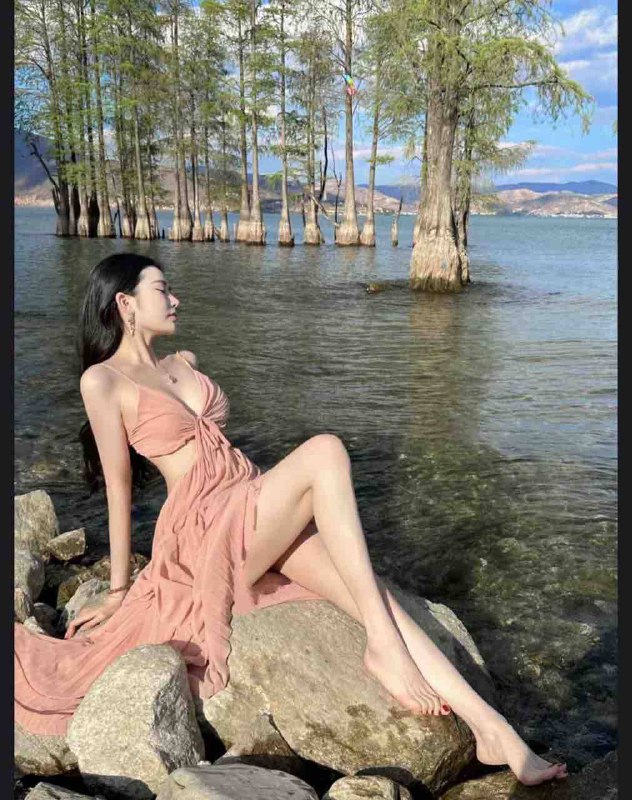 #香港约炮#香港兼职#香港少妇#香港嫩妹#香港小妹#香港上门——————————————#香港小杜外围🔰极搜担保香港王馨🏡170 D真實美妝。穿搭網紅S型身材 小細腰 筷子腿超紧致💧润声音软糯 高素质 配合度极高下单客服👉@AnnaGJ168bot