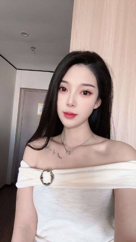 #青岛约炮#青岛兼职#青岛少妇#青岛嫩妹#青岛小妹#青岛上门——————————————#青岛小杜外围🔰极搜担保青岛王水水8625❤️• 𝐇𝐞𝐢𝐠𝐡𝐭身高/175• 𝐖𝐞𝐢𝐠𝐡𝐭体重/95• 𝐁𝐮𝐬𝐭胸围/ B• 𝐀𝐠𝐞年龄/01💕正宗零整，天然💕平时有工作偶尔兼职💕A4腰筷子腿 性感马甲线不催不事  温柔如水 可甜可御非常难约 只接素质哥哥下单客服👉@AnnaGJ168bot