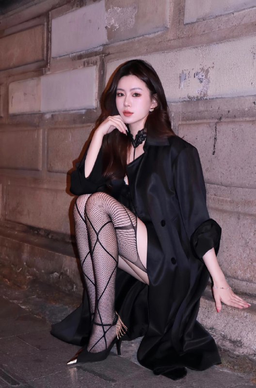 #西安约炮#西安兼职#西安少妇#西安嫩妹#西安小妹#西安上门——————————————#西安小杜外围🔰极搜担保首次兼职🩷🥤身高：170🥤胸围：C🥤体重：96🥤年龄：02年🔥瘦高网红大长腿  肤白貌美无纹身无科技🔥洋气大方素质高 五官精致性格好情商高下单客服👉@AnnaGJ168bot