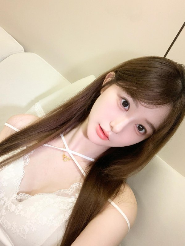 #西安约炮#西安兼职#西安少妇#西安嫩妹#西安小妹#西安上门——————————————#西安小杜外围🔰极搜担保性感气质纯欲百变风✨身高: 170cm✨年龄: 01年✨罩杯 : D cup兼职圈外女友长期健身有马甲线蜜桃臀🍑性格温柔开朗，主动情商在线下单客服👉@AnnaGJ168bot