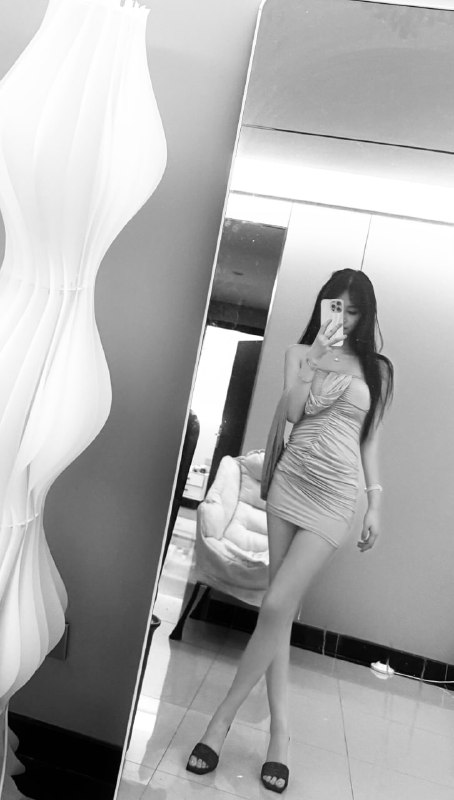 #西安约炮#西安兼职#西安少妇#西安嫩妹#西安小妹#西安上门——————————————#西安小杜外围🔰极搜担保性感气质纯欲百变风✨身高: 170cm✨年龄: 01年✨罩杯 : D cup兼职圈外女友长期健身有马甲线蜜桃臀🍑性格温柔开朗，主动情商在线下单客服👉@AnnaGJ168bot