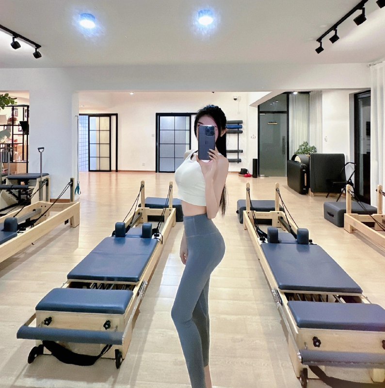 #西安约炮#西安兼职#西安少妇#西安嫩妹#西安小妹#西安上门——————————————#西安小杜外围🔰极搜担保166cm  45kg🐻c🥤爱笑邻家女孩 给你初恋女友的感觉😘性格精灵古怪 活泼开朗 可盐可甜🍑身材苗条 无赘肉  前凸后翘🙈性格好  配合度高  有耐心 不敷衍🩷下单客服👉@AnnaGJ168bot