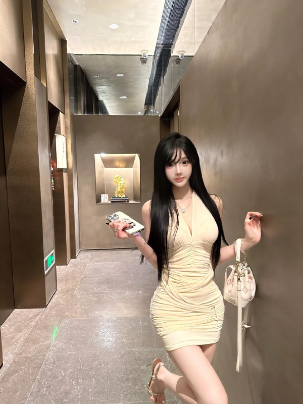 #西安约炮#西安兼职#西安少妇#西安嫩妹#西安小妹#西安上门——————————————#西安小杜外围🔰极搜担保🌟圈外兼职～•🌸身高/170•🌸胸围/🐻D•🌸清纯网红脸、穿着洋气、性格开朗活泼热情•🌟有耐心 态度好 超级配合•🌸全身无赘肉、A4腰🥢子腿🉑🐍6️⃣9️⃣🚙🍺✌🏻下单客服👉@AnnaGJ168bot