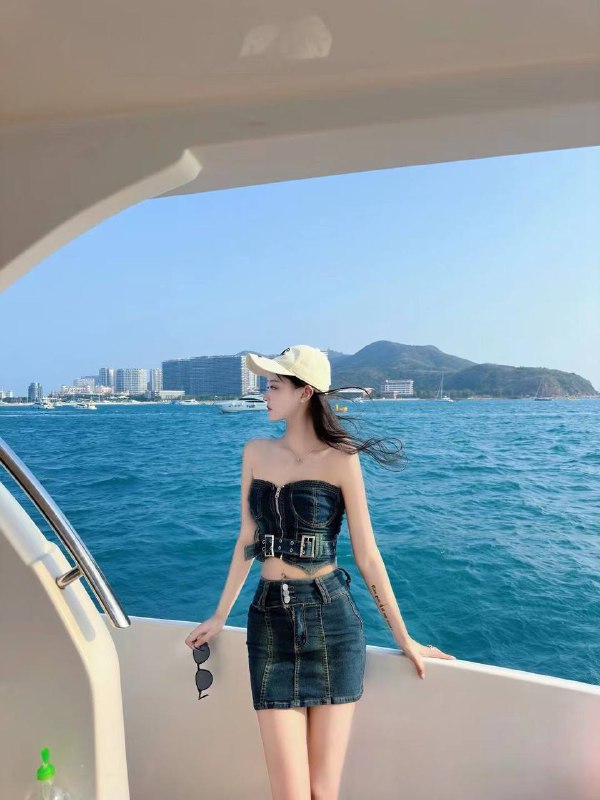 #宁波少女#宁波萝莉#宁波兼职#宁波上门#宁波学生#宁波少妇——————————————#宁波小杜外围🔰极搜担保宁波 刘秋雨🏠高个模特·Height身高/178·Bust胸围/34D·Age年龄/01年·Occuation职业/平面模特·Speciality特长/身材极佳·Hobby兴趣/旅游，健身·宁波第一高，绝对超高身材超耐打颜值，甜美笑容女友体验，温柔可人下单客服👉@AnnaGJ168bot