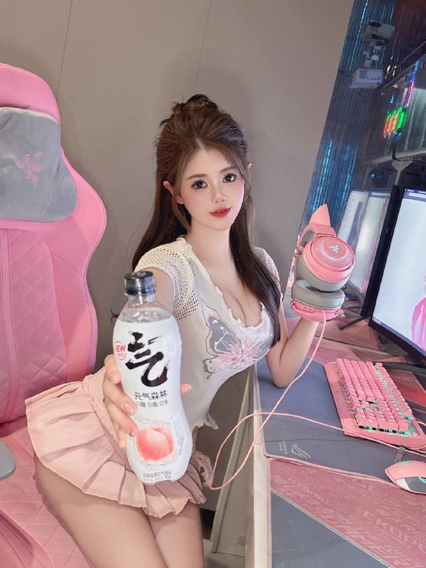 #天津少女#天津萝莉#天津兼职#天津上门#天津学生#天津少妇——————————————#天津小杜外围🔰极搜担保天津夏琳🏠短暂停留年龄/Age 02🔝清纯甜美👩‍🎓身高/Height 168cm🔝胸围/Bus天C🐻🔝肌肤光泽有弹性 可一字马🐎高难度动作完美花瓶身  氵多 活好  可车🚗🚗·可爱萌甜小电竞 你的芭比女友·天然0整 0差距 所见即所得·真人真照 支持验证 碧玺🔆下单客服👉@AnnaGJ168bot