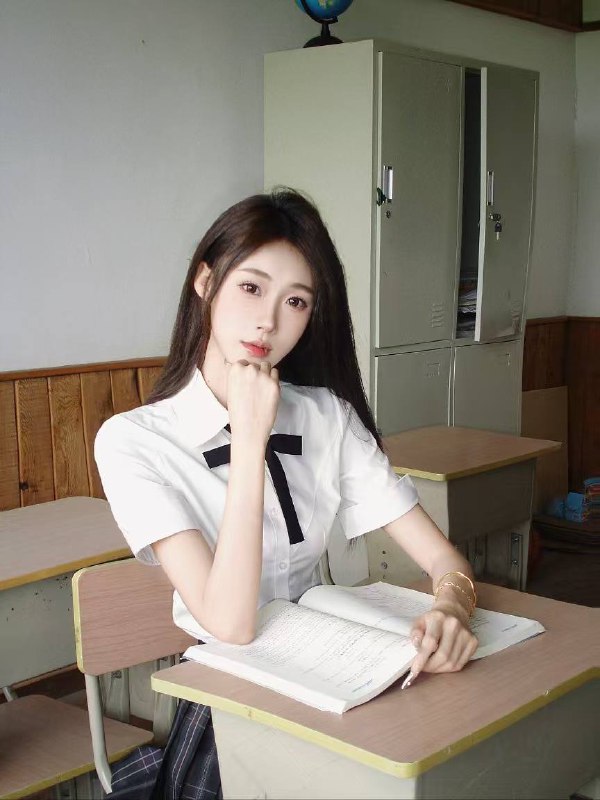 #成都少女#成都萝莉#成都兼职#成都上门#成都学生#成都少妇——————————————#成都小杜外围🔰极搜担保成都⭐人圈外兼职首开𝐇𝐞𝐢𝐠𝐡𝐭身高/168• 𝐁𝐮𝐬𝐭胸围/🐻C• 𝐀𝐠𝐞年龄/ 04• 全身白皙雪白超级白 洋气甜美👧• 圈外兼职 温柔气质 清纯可爱• 一次恋爱的快速体验💌🫶🏻• 服务好，态度好，热情主动🌈ᴿᴬᴵᴺᴮᴼᵂ ᴬᴸᴸᴮᵁᴮᴮᴸᴱ ᴮᴬᴮᴱ🌻🉑六九  舌吻下单客服👉@AnnaGJ168bot