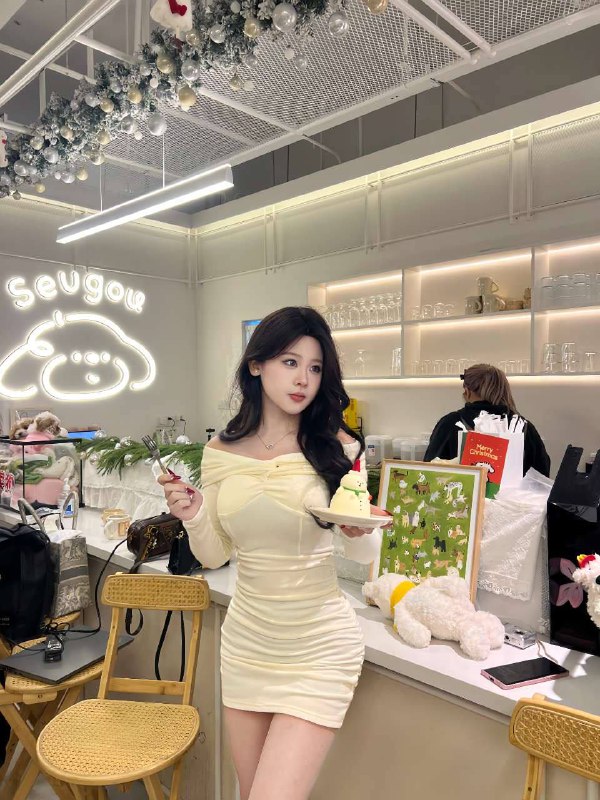 #深圳福田#深圳罗湖#深圳南山#深圳龙岗#深圳宝安#深圳龙华——————————————#深圳小杜外围🔰极搜担保古驰✝️深圳 小茹千金脸 极品发光白 身材比例绝佳高级长相0纹身 全脸没有一支玻尿酸自律girl 常年健身 全身无一丝赘肉HEIGHT:166cmAGE:2005BUST: CWeight:90拒绝高P📷所见即所得易湿体质 紧致多汁#福田#深圳#小纯下单客服👉@AnnaGJ168bot