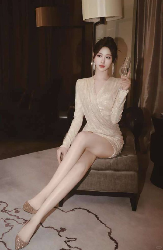 #深圳少妇#深圳少女#深圳女神#深圳约炮#深圳学生#深圳上门——————————————#深圳小杜外围🔰极搜担保古驰✝️深圳5W  星奈Age 02年 Height 175cmBusE真🐻🔝音表系本科  善英语交流兴趣：二胡、钢琴、美声♡ 完美花瓶身 52Kg🈚️不良🈚️纹身气质优雅  吐谈文雅  素高质风趣性格好   体贴 止举大方你的 感性小女友，等你来撩🥰#5W#御姐下单客服👉@AnnaGJ168bot