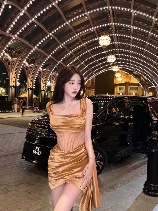 杨弈广州硬5🦜小红书3w粉马甲线🍑臀  175D真🐻无添加 一身大牌健身达人 性感网红 腿长 腰细  声音甜美照片视频都是本人现实生活照‼