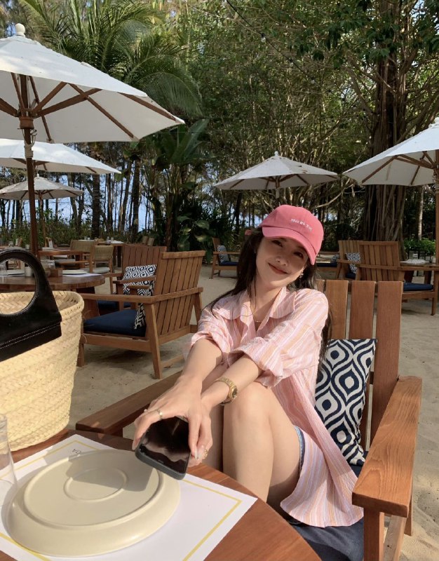 #北京约炮#北京娱乐#北京萝莉#北京少妇#北京美女#北京上门——————————————#北京小杜外围🔰极搜担保鸡哥🏠硬5· 173c 喜胖勿推 纯情气质 0整 端庄大方类型· 爱运动 擅长：高尔夫滑雪网球马术·拥有理想模特标志之一“麦凯斯菱”·十大名气之一“馒头一线天”短暂兼职無整 可素颜 细腰蜜桃臀 粉嫩紧致 马甲线#硬5#高白瘦#纯欲#丸子下单客服👉@AnnaGJ168bot