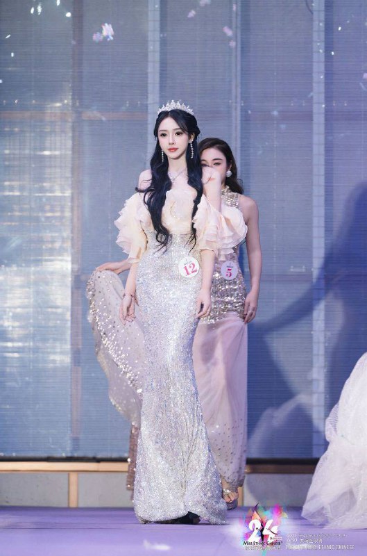 古驰✝️深圳🏠5外W  予安177cm 36d真胸21/22/23届时装秀特约嘉宾22/23届港澳车展特约车模24届环球华裔小姐公益形象大使 百万粉丝独资做电商公司和传媒公司 在贾乃亮李小璐煮妇神探剧组出演过女配#深圳#福田#5W#御姐下单客服👉@AnnaGJ168bot