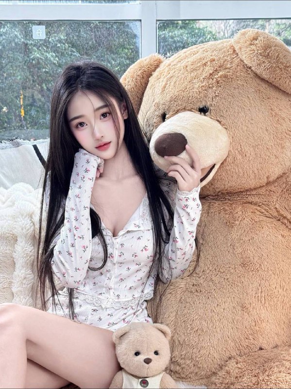 古驰✝️深圳 欣儿首开年龄:05 身高:168 体重:90🐻C🌸身材婀娜多姿 本人清纯可爱 三点粉🌸性格温柔，举止大方，情商智商双在线🌸温柔如水 真人真照 服务好不催人🌸又乖又甜 配合度高 代客如初恋 好评必选#深圳#小纯#福田下单客服👉@AnnaGJ168bot