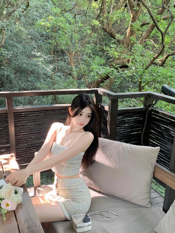 古驰✝️深圳  UU深圳网红白小纯🌟圈外兼职～•🌸身高/170•✨体重/45KG•✨年龄/04•🌸胸围/🐻D•🌸清纯网红脸、穿着洋气、性格开朗活泼热情•🌟有耐心 态度好 超级配合•🌸全身无赘肉、A4腰🥢子腿•🌸可纯可欲  情绪价值满满～🉑🐍6️⃣9️⃣🚙代开  登记✌🏻✈️#深圳#南山#登记代开#六九#舌吻#车震#双飞下单客服👉@AnnaGJ168bot