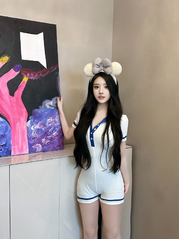 古驰✝️深圳  UU深圳网红白小纯🌟圈外兼职～•🌸身高/170•✨体重/45KG•✨年龄/04•🌸胸围/🐻D•🌸清纯网红脸、穿着洋气、性格开朗活泼热情•🌟有耐心 态度好 超级配合•🌸全身无赘肉、A4腰🥢子腿•🌸可纯可欲  情绪价值满满～🉑🐍6️⃣9️⃣🚙代开  登记✌🏻✈️#深圳#南山#登记代开#六九#舌吻#车震#双飞下单客服👉@AnnaGJ168bot