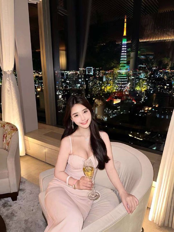 上海 外围千寻🏠#静安区硬五楚玲🎀纯新人第一次下氵兼职🎀身高-173年龄00 体重46kg🎀🐻围真实C➕可遇不可求  天然🐻🎀高颜值高素质高情商'只接素质课🎀听话懂事，服务好，态度好，热情主动🎀可遇不可求，颜控放心推荐，本人比照片好看🎀🉑69，🉑🐍，🉑丝袜，🉑陪🚿，🎀本人气质大牌，礼貌而不失优雅🏀♥️📱欢迎咨询客服👉@AnnaGJ168bot