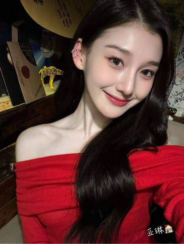 BEIJING    W⬆️一一一一一一一一一一一一一一一一一一一一一净高180C 《逆天大长腿》清丽脱俗 纯天然极品 气质天花板全身无整无纹身 完美身材比例 健身女神圈外素人 偶尔兼职 纯兼职稀缺货 甜美女友feel高学历 知性优雅 纯御双修 本人生活照 体现真🏀♥️📱欢迎咨询客服👉@AnnaGJ168bot