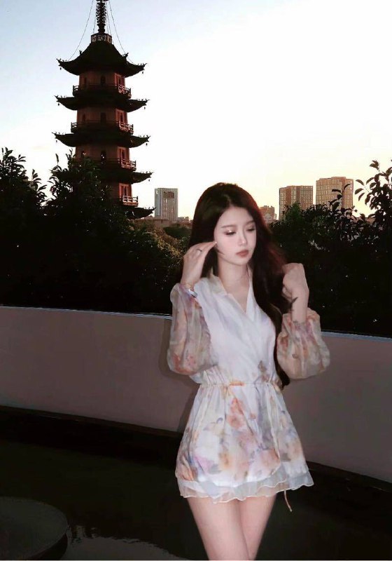 杭州  苏微微#灿• 𝐇𝐞𝐢𝐠𝐡𝐭身高｜175• 𝐖𝐞𝐢𝐠𝐡𝐭体重｜48kg• 𝐀𝐠𝐞年龄｜04年• 𝐁𝐮𝐬𝐭胸围｜真实杯🉑🐍💋69代开登记• 𝐇𝐨𝐛𝐛𝐲兴趣｜唱歌 动漫配音 旅游 烘培高素质 性格温柔 不事不催  你的完美女友👄第一次⬇️氵 很听话的👧🏻🏀♥️📱欢迎咨询客服👉@AnnaGJ168bot