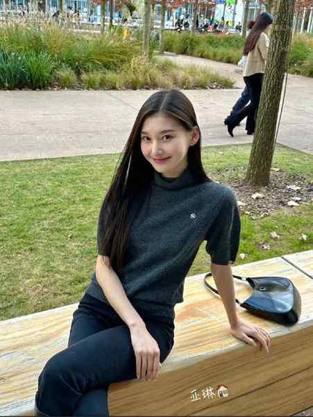 BEIJING    W⬆️一一一一一一一一一一一一一一一一一一一一一净高180C 《逆天大长腿》清丽脱俗 纯天然极品 气质天花板全身无整无纹身 完美身材比例 健身女神圈外素人 偶尔兼职 纯兼职稀缺货 甜美女友feel高学历 知性优雅 纯御双修 本人生活照 体现真🏀♥️📱欢迎咨询客服👉@AnnaGJ168bot