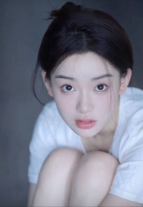 上海 子非鱼 W⬆️雏白浦东166D  娇小玲珑 超级白 A4腰🍑臀清秀温柔 有内涵和清纯的外表有反差感 可素颜见衣品审美一流 艺术专业🏀♥️📱欢迎咨询客服👉@AnnaGJ168bot