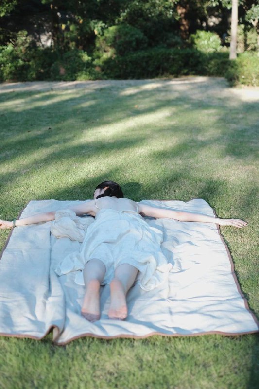 上海 子非鱼 W⬆️雏白浦东166D  娇小玲珑 超级白 A4腰🍑臀清秀温柔 有内涵和清纯的外表有反差感 可素颜见衣品审美一流 艺术专业🏀♥️📱欢迎咨询客服👉@AnnaGJ168bot