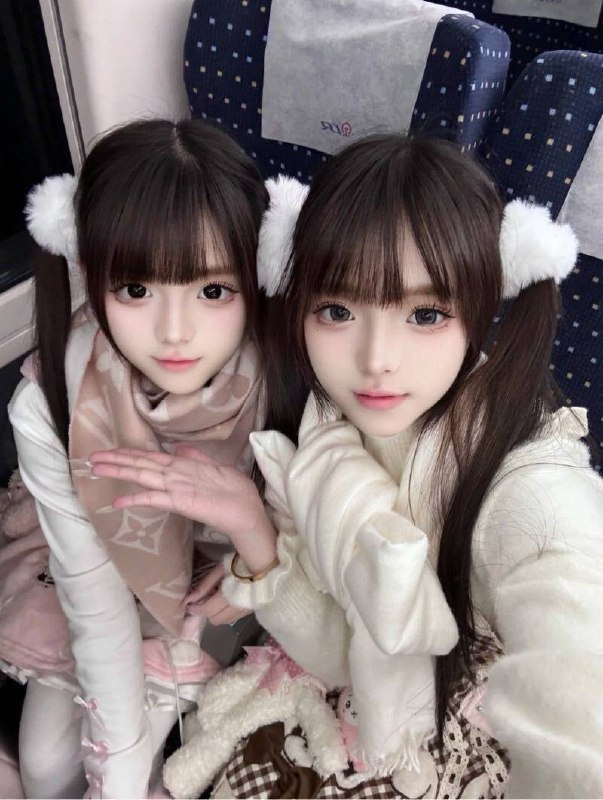 广州 外围蓝白白🏡姐姐妹妹姐姐：猫猫 06年 刚满19杭州女孩 小萝莉 可甜可御169 F 冷白皮 95斤 全身真实 0整容皮肤雪白 纯少女 真实自然 纯欲天花板懂事听话 性格活泼妹妹：咪咪 06年 刚满19岁•Height身高/168•Weight体重/95斤•Bust胸围/E 妈生脸 0整容前凸后翘！！巴掌腰！！姐姐胸比mm大一个罩杯！mm屁股大！！· 少量毛 超级紧 水多多  一线天🏀♥️📱欢迎咨询客服👉@AnnaGJ168bot