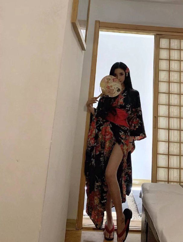 迪拜🤗新人😫首发：boby🤯𝐇𝐞𝐢𝐠𝐡𝐭身高/170🤯𝐁𝐮𝐬𝐭胸围：真🐻E😫🤯𝐀𝐠𝐞年龄/02💓中葡混血 中系学院💓中英流利 国际标准💓2021浙江超模第3名💓2022年某宝御用超模💓2023年中戏模特第2名💓2024 签约黎明传媒 重金聘🏀♥️📱欢迎咨询客服👉@AnnaGJ168bot