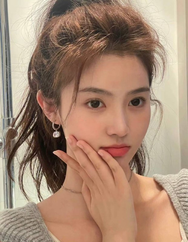 香港🇭🇰精品 短开01年 身高168 体重98斤在美留学生 研究生在读🏀♥️📱欢迎咨询客服👉@AnnaGJ168bot