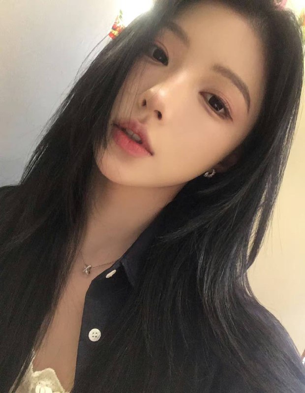 上海  外围千寻🏠万⬆️只外出Kim纯天然气质零整脸杏脸桃腮 浅淡春山柳腰 马甲线  酒杯腿  168cm x 95斤x D后天汗水锻造的好身材• 电商签约平面模特• 02年 艺术院校设计系 会油画 手绘谈吐得体  性格温柔书卷气是最好的香水热爱旅行 穿搭 美妆会自由潜🤿滑雪单板🎿穿衣显瘦脱衣有肉甜蜜女友體驗一起解鎖各種未知新體位🏀♥️📱欢迎咨询客服👉@AnnaGJ168bot