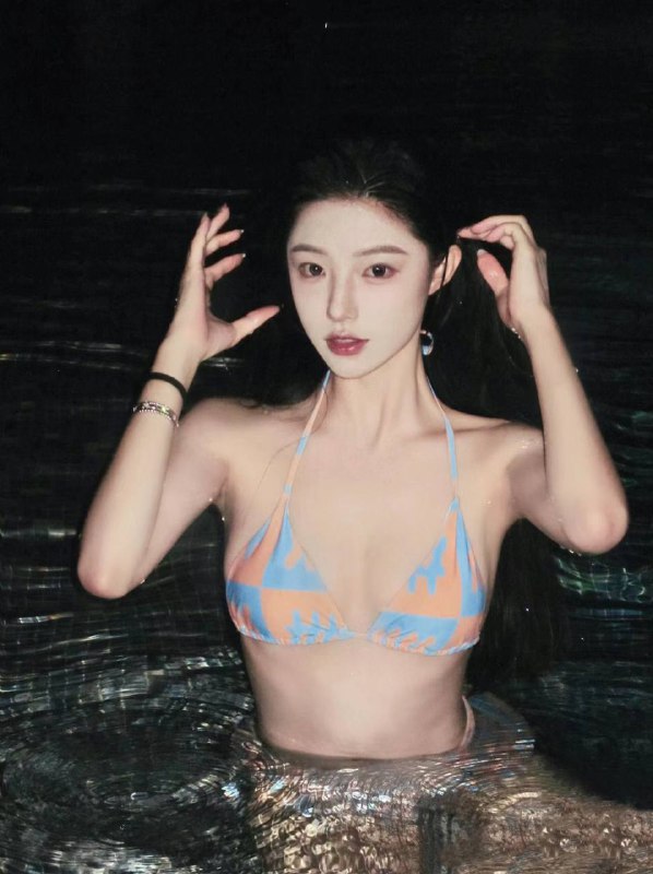 上海  外围千寻🏠万⬆️只外出Kim纯天然气质零整脸杏脸桃腮 浅淡春山柳腰 马甲线  酒杯腿  168cm x 95斤x D后天汗水锻造的好身材• 电商签约平面模特• 02年 艺术院校设计系 会油画 手绘谈吐得体  性格温柔书卷气是最好的香水热爱旅行 穿搭 美妆会自由潜🤿滑雪单板🎿穿衣显瘦脱衣有肉甜蜜女友體驗一起解鎖各種未知新體位🏀♥️📱欢迎咨询客服👉@AnnaGJ168bot