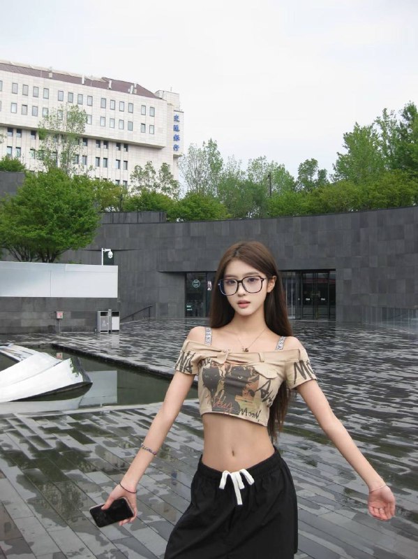 烈火奶奶🏠香港吉隆坡 留雪升04 173 45C🏀♥️📱欢迎咨询客服👉@AnnaGJ168bot