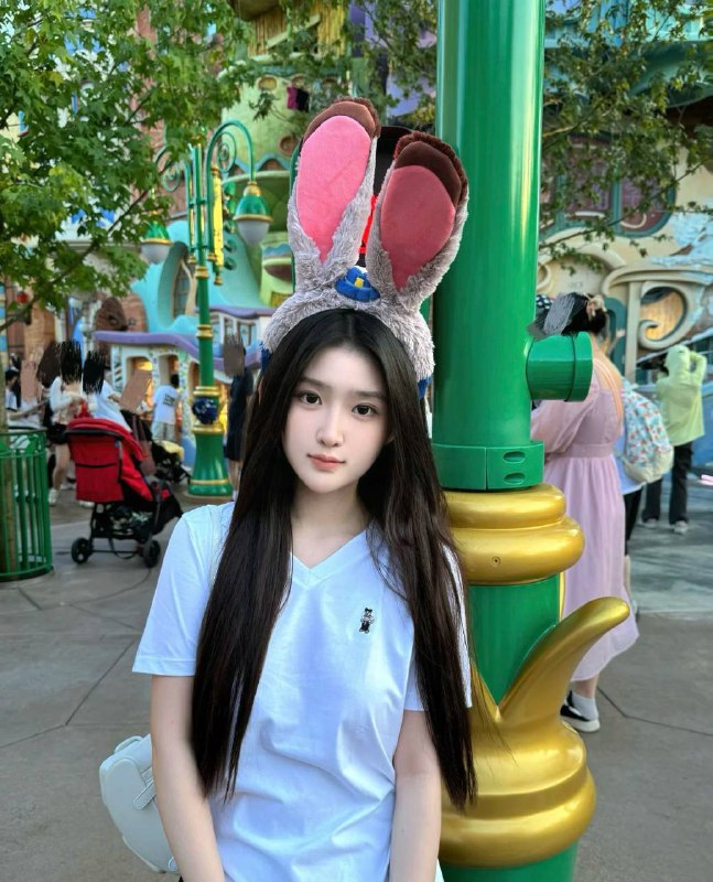 烈火奶奶🏠澳门白小纯 留雪升兼职167cm 51kg C🏀♥️📱欢迎咨询客服👉@AnnaGJ168bot