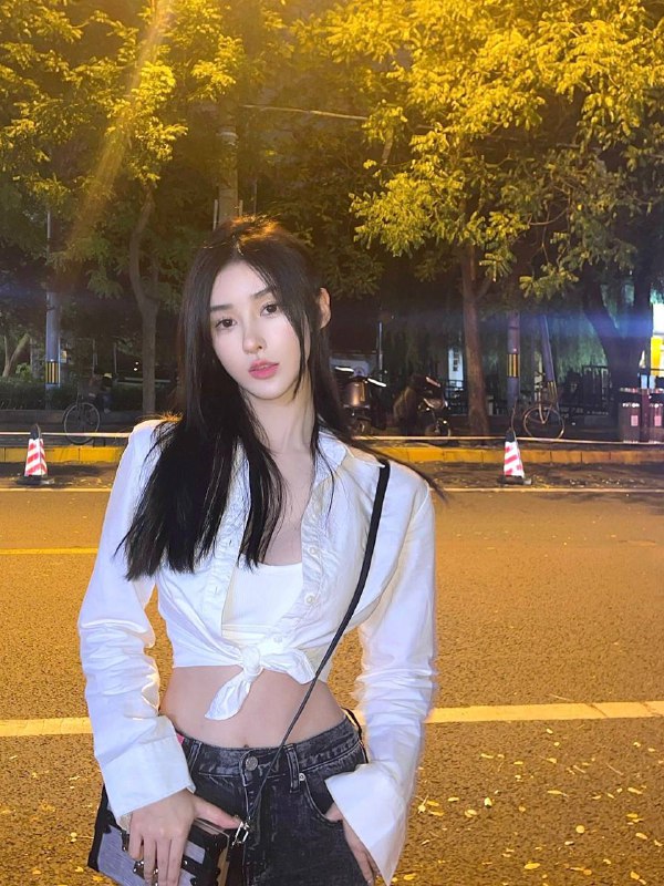 烈火奶奶🏠新加坡🇸🇬Education研究生在读👩‍🎓🌨𝐇𝐞𝐢𝐠𝐡𝐭身高/174🌨𝐁𝐮𝐬𝐭胸围/真D🌨𝐀𝐠𝐞年龄/01年🌨From籍贯/杭州🌨𝐇𝐨𝐛𝐛𝐲兴趣/冲浪🏄‍♀️滑雪⛷️🌨𝐎𝐜𝐜𝐮𝐚𝐭𝐢𝐨𝐧职业/ 时尚穿搭女装博主🌨𝐒𝐩𝐞𝐜𝐢𝐚𝐥𝐢𝐭𝐲特长/🥢腿 童颜巨🐻才女🤍给你初恋般的感觉🤍高瘦纯极品洋气清纯🤍温柔大小姐 人间山茶花🏀♥️📱欢迎咨询客服👉@AnnaGJ168bot