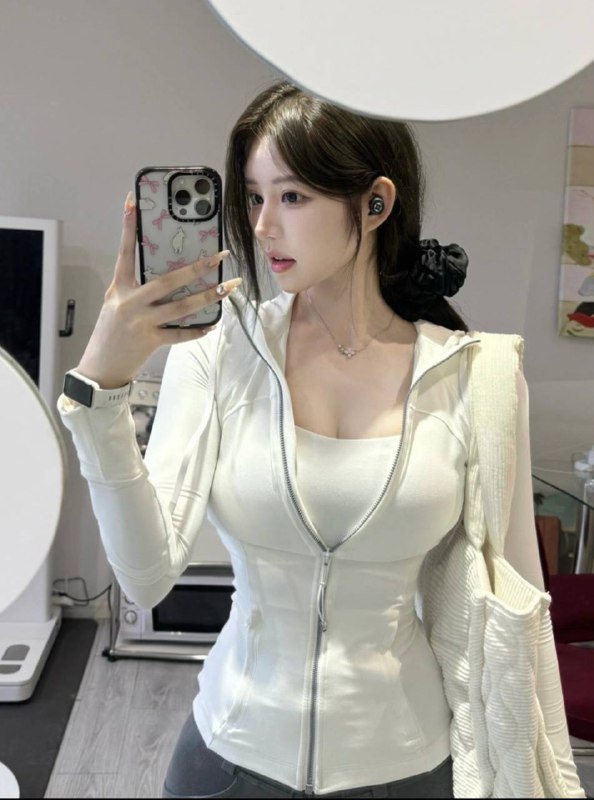 上海 外围🏠黄浦区硬五 Mo暂停 短兼⬆️Up up⬆️✨📈喜欢【甜美 纯欲 单纯的必选款宝藏女孩】【拿得出手的顶级🔝女友】🥳04年学妹 精致三庭五眼171cm漫画直腿🥢48kg蜜桃臀🍑D🐻完美胸型🌸🎦北影在校生  学生证可查👩🏻‍🎓🏀♥️📱欢迎咨询客服👉@AnnaGJ168bot