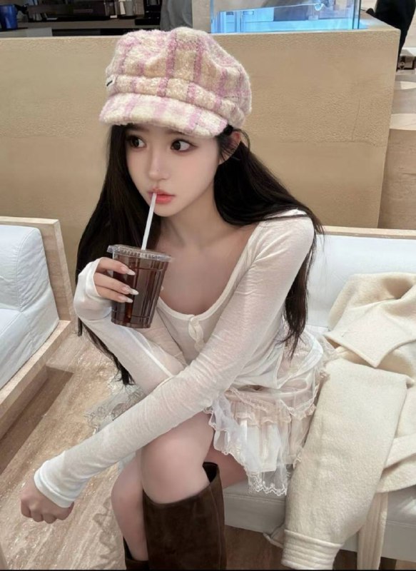 上海 外围🏠黄浦区硬五 Mo暂停 短兼⬆️Up up⬆️✨📈喜欢【甜美 纯欲 单纯的必选款宝藏女孩】【拿得出手的顶级🔝女友】🥳04年学妹 精致三庭五眼171cm漫画直腿🥢48kg蜜桃臀🍑D🐻完美胸型🌸🎦北影在校生  学生证可查👩🏻‍🎓🏀♥️📱欢迎咨询客服👉@AnnaGJ168bot