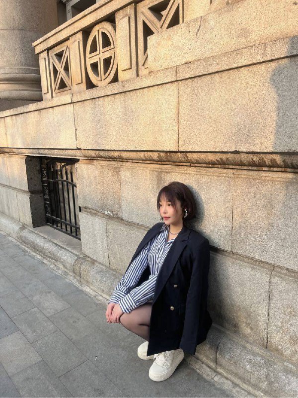 武汉外围小蕾玖➕新人人首开极品纯欲 166 E 00童颜巨🐻E粉嫩不下垂，筷子腿蜜桃🍑臀乖巧听话🔥好不事逼纯天然0整🏀♥️📱欢迎咨询客服👉@AnnaGJ168bot