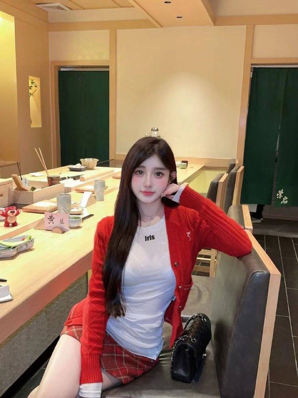 #南京外围#南京修车#南京上门南京Laochen💝圈外清纯大雪生首次兼职👩🏻‍🎓建邺区———————————————————• 02净身高172🐻胸围D👙• 初次兼职 纯欲气质 温柔大方🍑臀• 女友feel 不催不事 高颜值 高素质🌛• 极致水嫩，皮肤光滑，🍑蜜臀 三点👙粉🏀♥️📱欢迎咨询客服👉@AnnaGJ168bot