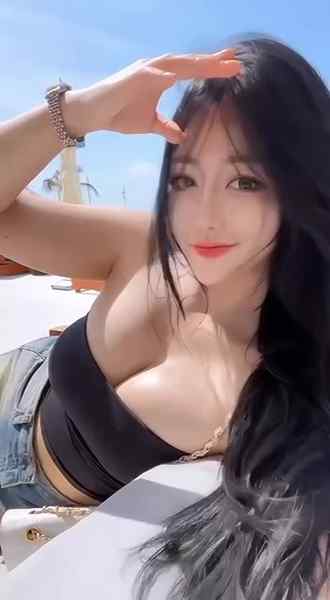 吉隆坡-168cm-G粉嫩-私处会吸夹