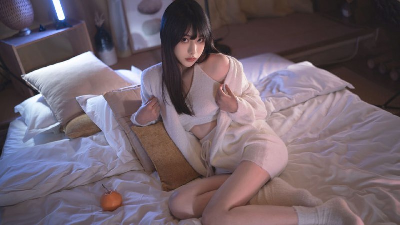 南京Laochen💝04年jk少女清纯无整类型-身高165cm  体重94🐻C-水嫩多汁 白虎一线天能喷💦-容易喷高潮，容易高潮-🉑cos女仆洛丽塔jk🉑🐍69#南京上门#南京外围#南京修车🏀♥️📱欢迎咨询客服👉@AnnaGJ168bot